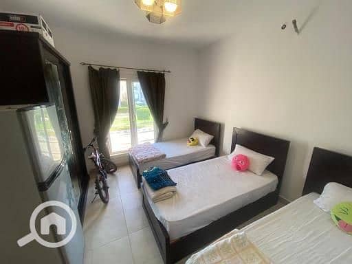 10 b9912fe4-2cc1-4b90-aeab-6c44b1eefe47. jfif. jpg