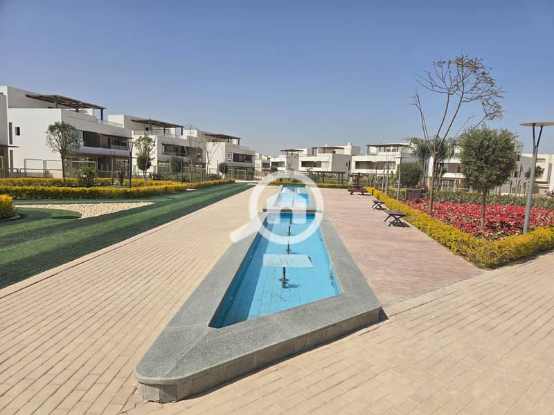 11 490227109_2431160300588134_4361583599818429632_n. jpg