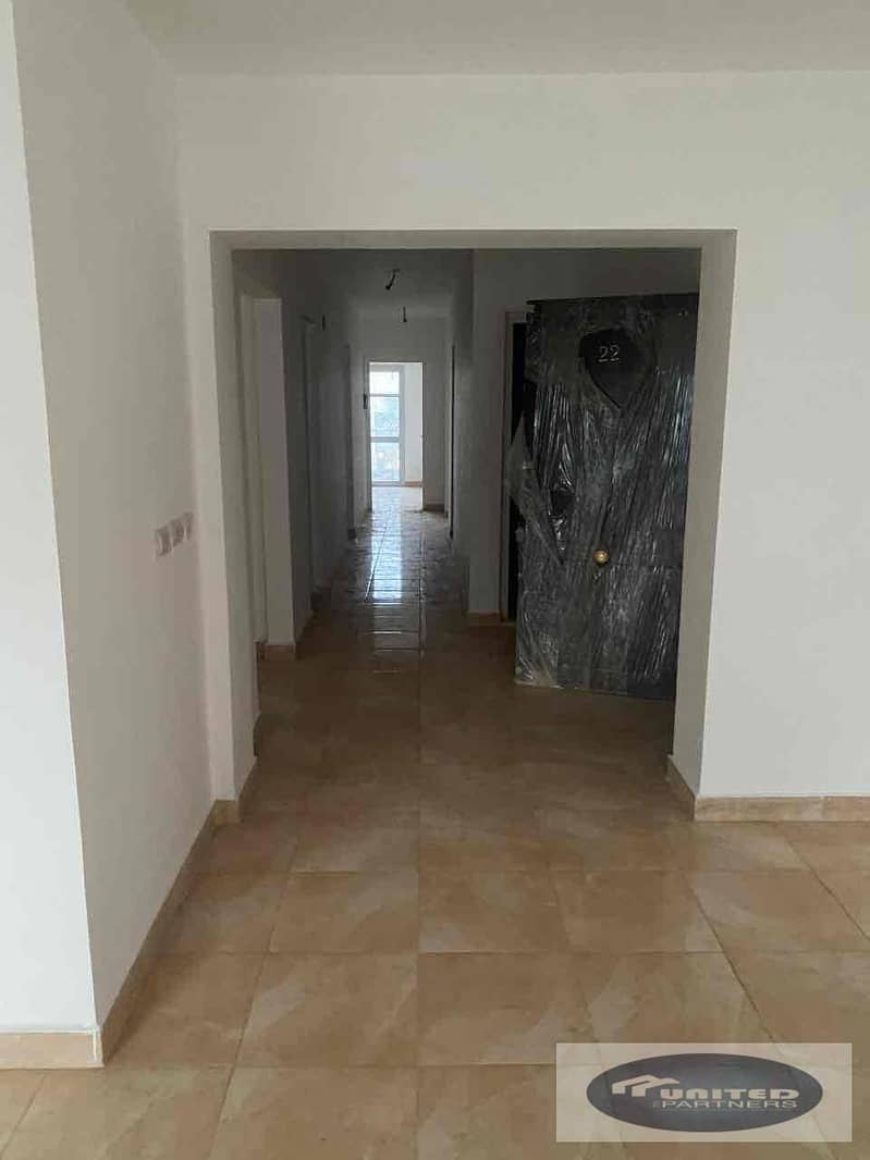 8 ccf82e16-b348-4d68-b406-0e9465c9eb31. jpg