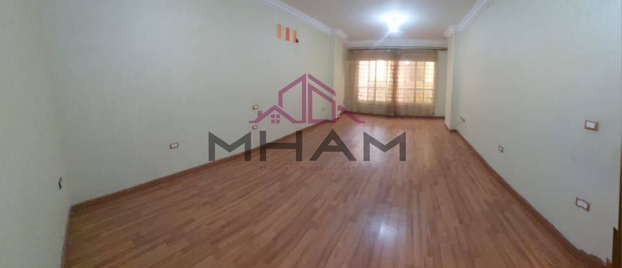 3 photo_6035298017713261827_y. jpg