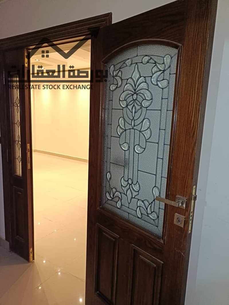 8 00697b4e-5fae-47aa-a078-bd1477c1b7f0. jpg