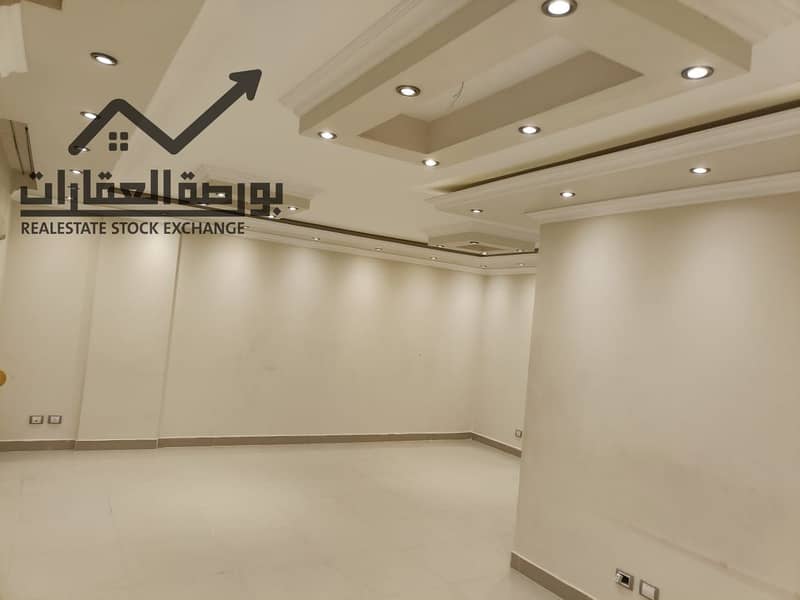 12 ec00b198-1f7b-47f9-8b7c-22129efe7c87. jpg