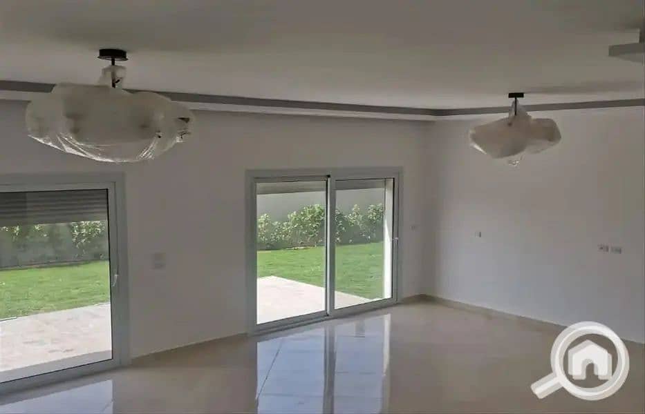 2 32706271-800x600. jpg