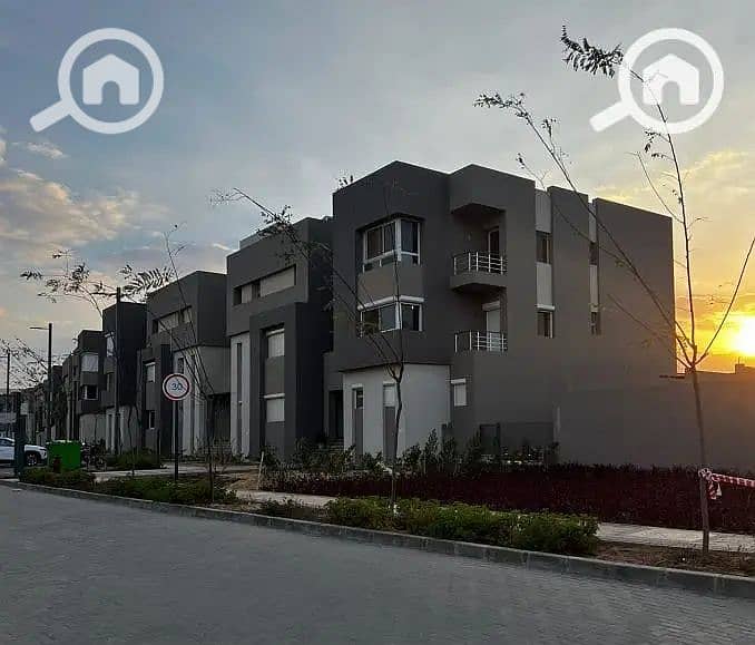 10 32818472-800x600. jpg