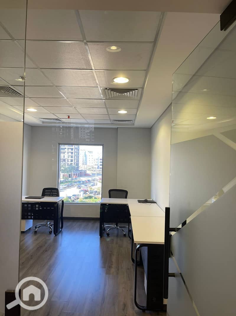 9 4766f328-1a30-40cd-bfa1-d28fb2b924b8. jpeg