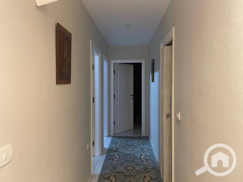 2 5a961058-00a7-48fc-9355-5d59a4b75457. jpg