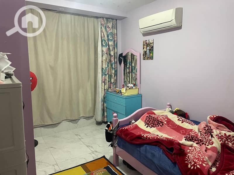 10 e0673039-aed0-49c5-88f7-85c306eaab40. jpg