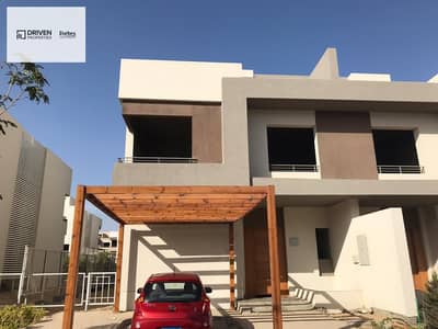4 Bedroom Townhouse for Sale in 6th of October, Giza - WhatsApp Image 2026-01-27 at 1.20. 38 PM (4). jpeg