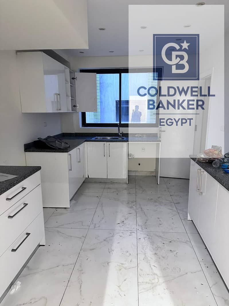 3 4cced7b8-decf-4704-98de-b468c8833fc2. jpg