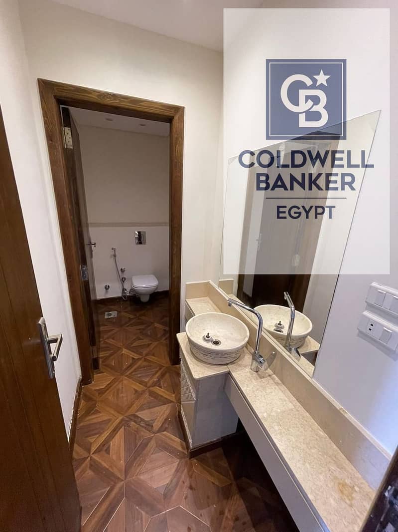 5 788340bb-ea95-4ed8-80d0-f772a2672640. jpg