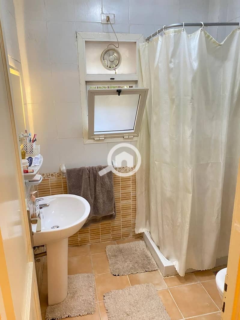 10 8adf58d4-456e-4315-a189-c10a7fd1022f. jpeg