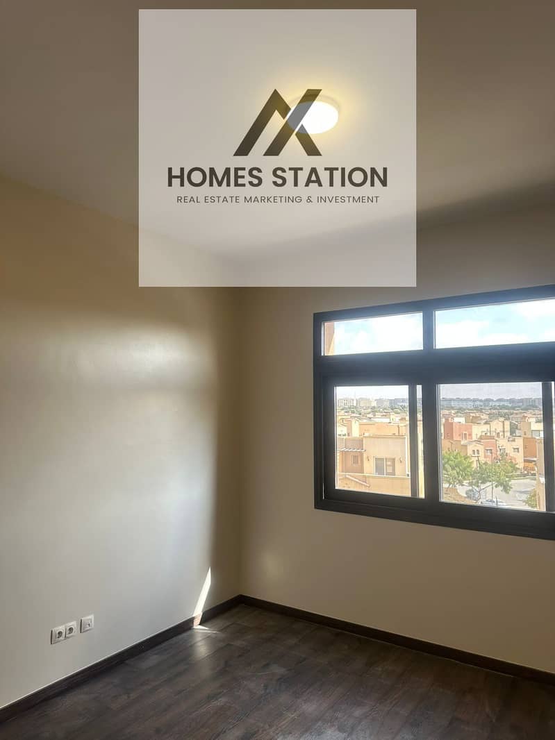 10 2495414e-2eed-4ae1-a324-8f11033e6764. jpeg