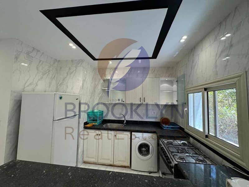 2 aa8f5769-4ec2-4a84-b8c4-4522abeb641d. jpg