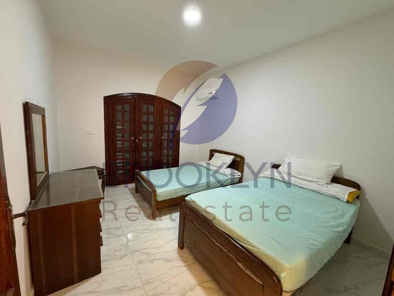 12 24e8bb3c-6b42-4db1-bb5a-cff78967a3a6. jpg