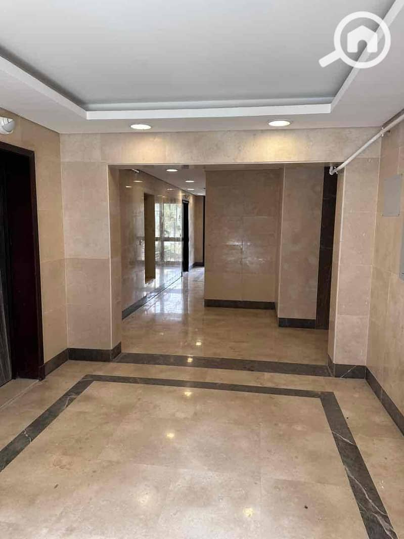 10 7fe27863-0e4c-497c-a134-cfd327ff92b1. jpg