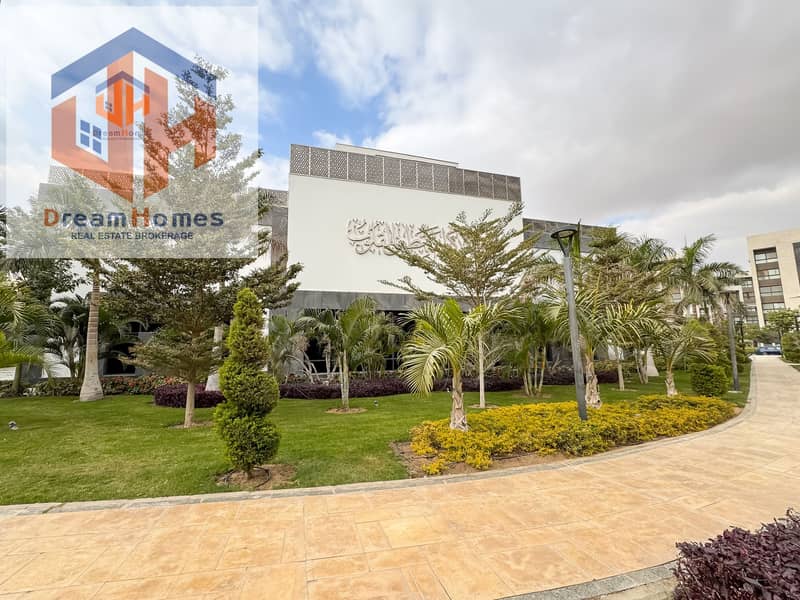 2 92f8d03b-d5d1-4969-ab4c-1dd070b241d0. jpg