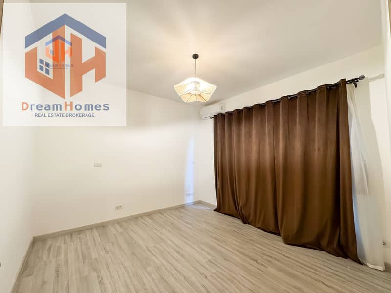 11 0afd2d09-29b9-462a-8268-6657c5b47fc8. jpg