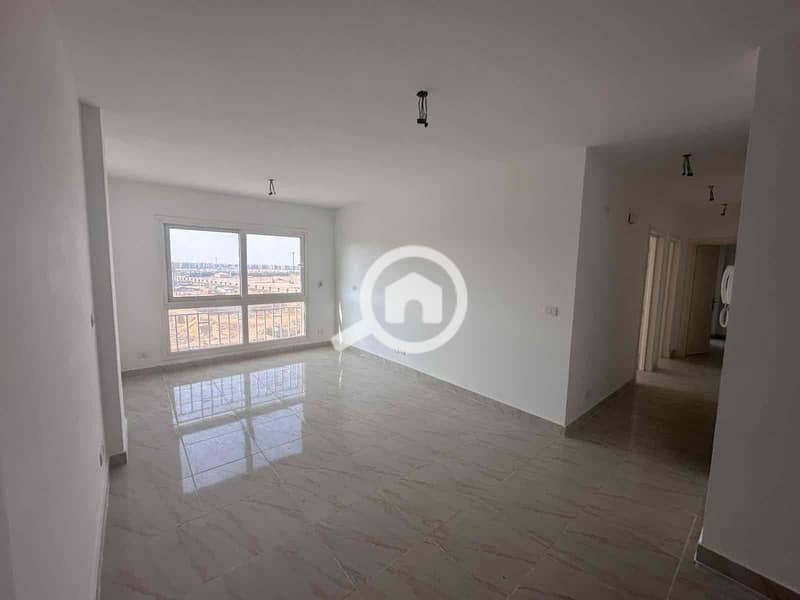 4 333b146d-bd27-4265-b734-80aefaae8df9. jpg