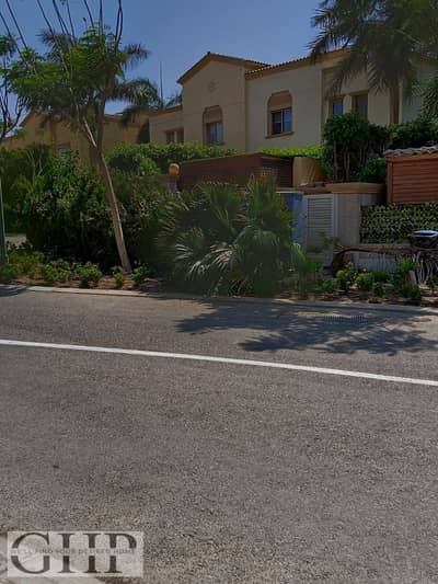 3 Bedroom Twin House for Sale in Mokattam, Cairo - 2a9f47b4-1130-40e4-b623-85b487788c48. jpg