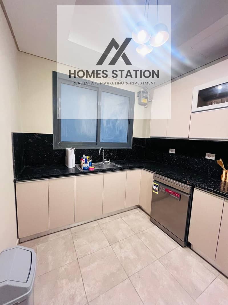 9 d22c9b8a-f6dc-49d6-9c4b-e489742b48b5. jpeg