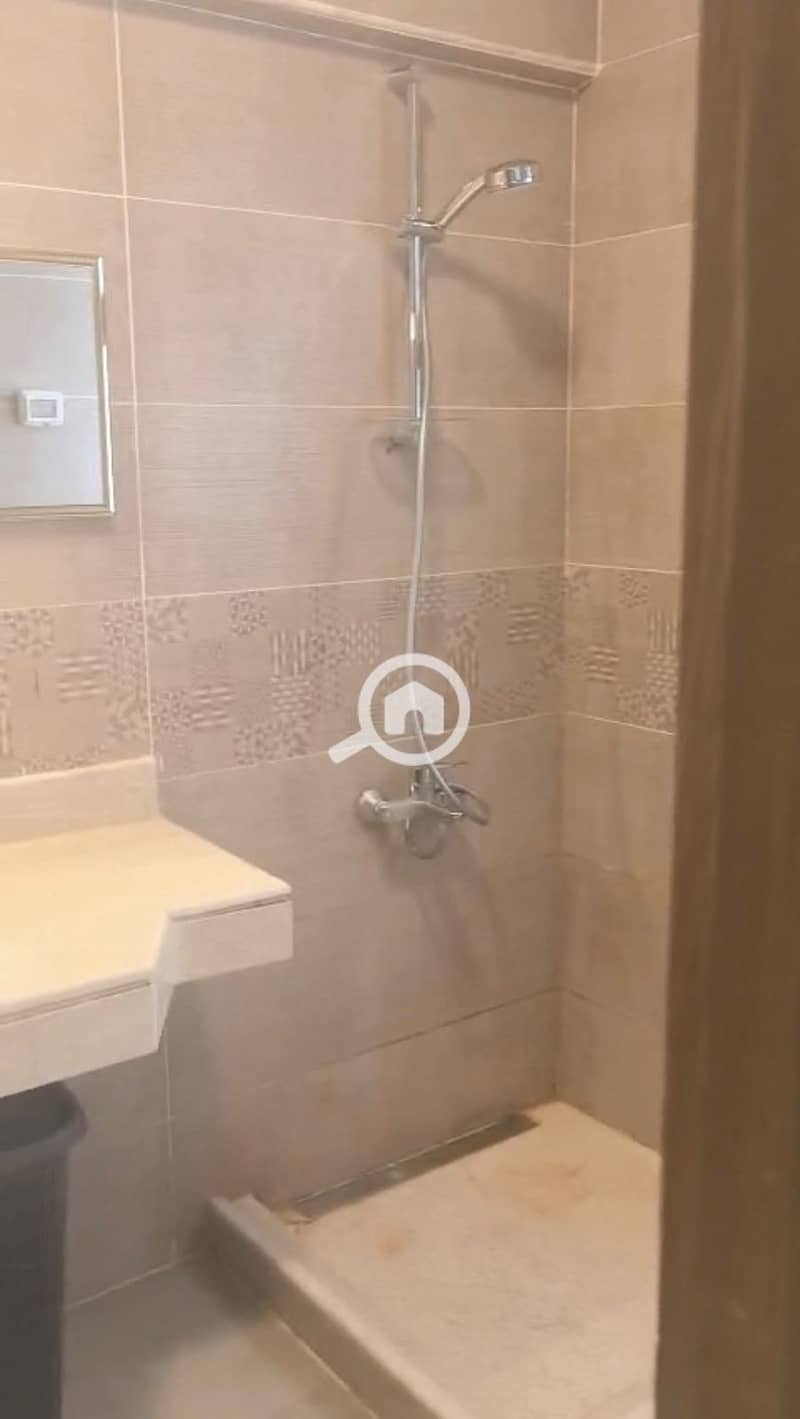 10 WhatsApp Image 2026-01-27 at 15.49. 23. jpeg