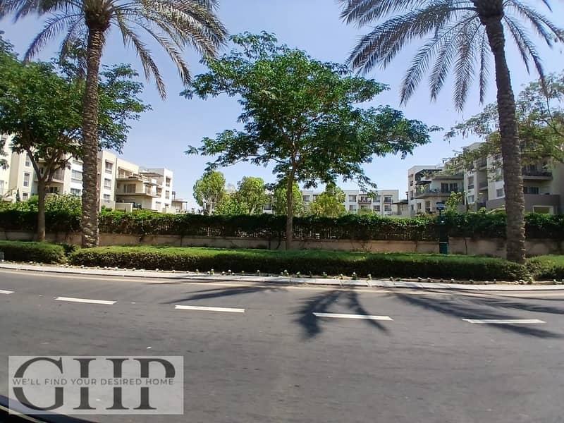 2 0b1f41be-a2e7-4325-9e31-d1aece8fcefa. jpg