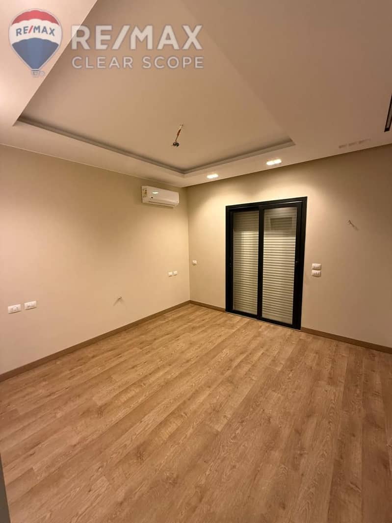 2 4837e030-faec-448e-9007-e65647a40751. jpg