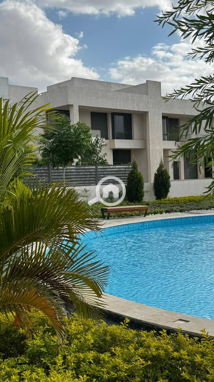 f7520c9f-a775-4781-adfa-2e1462467501. jpeg f7520c9f-a775-4781-adfa-2e1462467501. jpeg