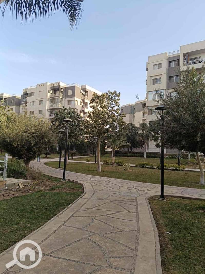 8 ec9cfcd1-d402-4dd6-ad56-824c7cc25049. jpg