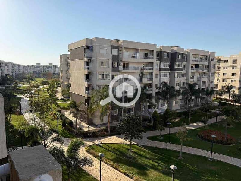 10 79f261a4-ce42-4cb5-8d43-beed93ec5f64. jpg