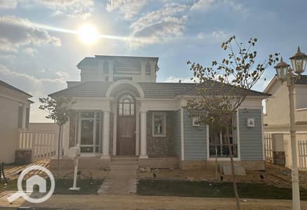 فیلا 4 غرف نوم للبيع في القاهرة الجديدة، القاهرة - فيلا للبيع منفصله وان ستورى ماونتن فيو اى سيتي التجمع