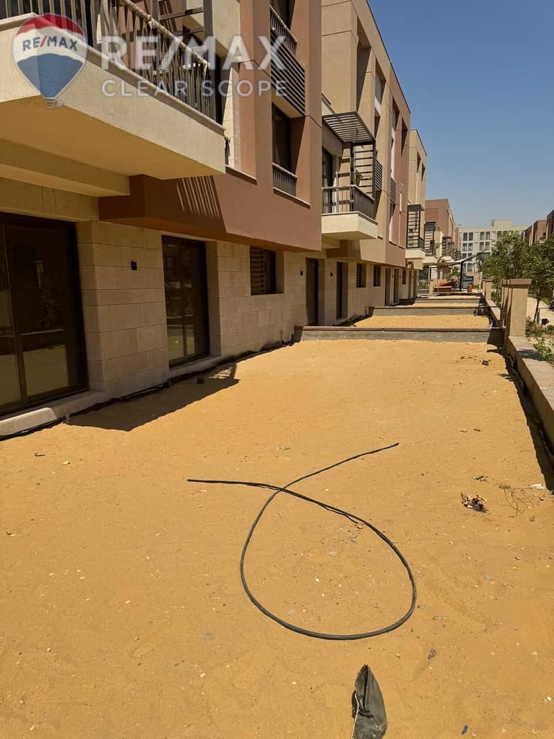 2 7eb9fd8b-636a-4ecd-87ec-33373818ea23. jpg