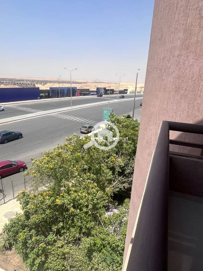 5 4bbd9533-6c73-4796-b624-42824b0edc64. jpeg