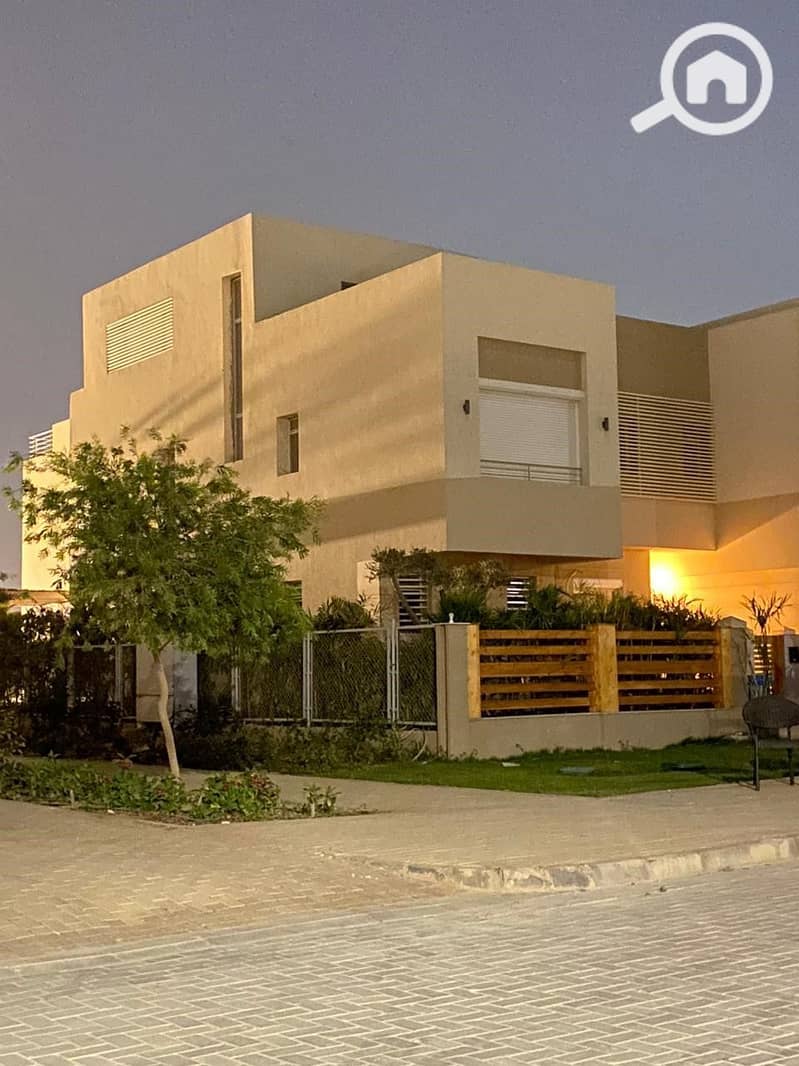 5 d62a7b95-a043-4fff-8fbd-30e5511ccb00. jpg