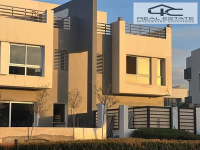 تاون هاوس 4 غرف نوم للبيع في القاهرة الجديدة، القاهرة - IMG-20250217-WA0047. jpg