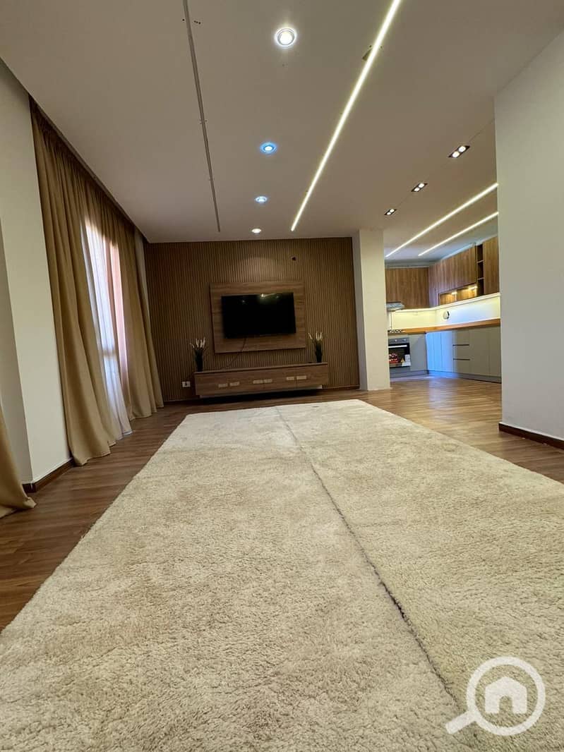 3 467be215-71ef-4115-8073-942e69c3b5b2. jpeg