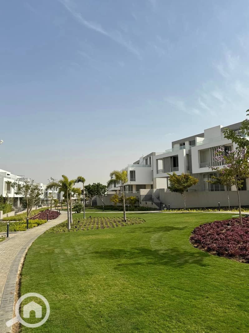 9 419248331_1648765698992622_4437935885104356660_n. jpg