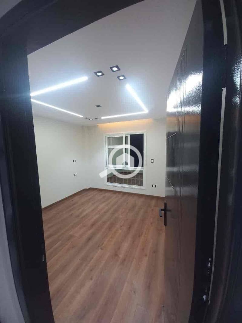 10 75af4c71-6e12-4d54-8b20-fb6217098188. jpg