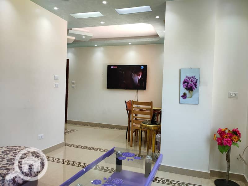 5 8b4e72fd-71e5-43c6-a012-1098b1de4f92. jpeg