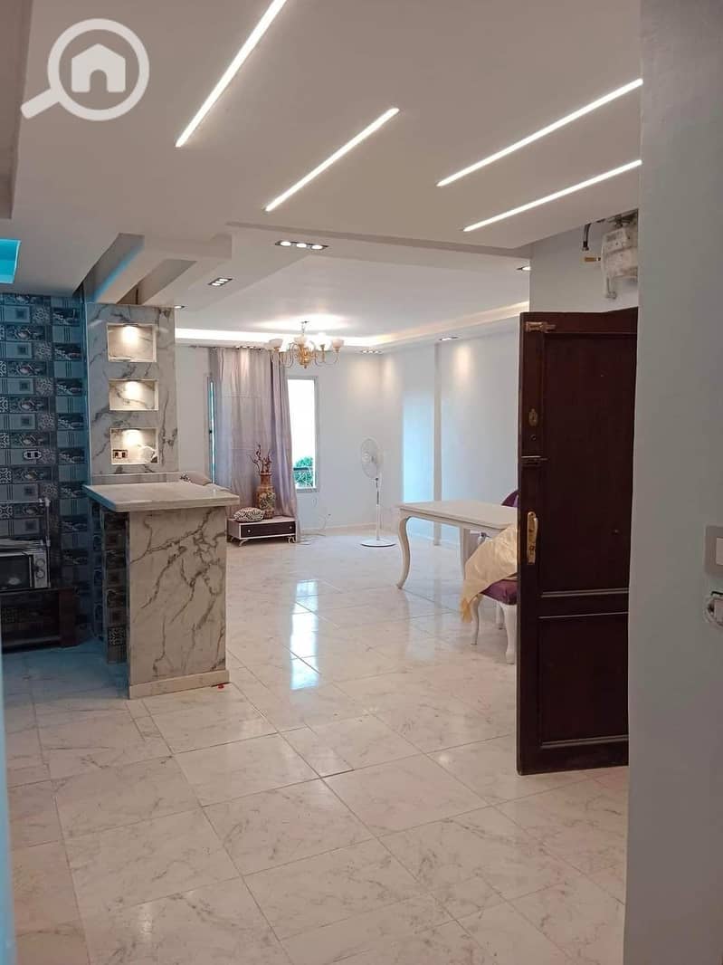 3 50dd11f4-4e4b-4ed1-a7d0-440825cb4b3a. jpeg