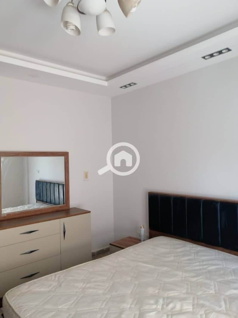 6 1fdc28f8-3c45-4ac1-8ccf-0bdbaec8c00b. jpeg