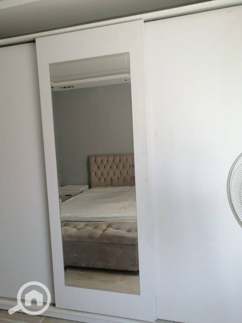 9 869f4ffd-c769-4c65-a120-52060927a6b1. jpeg