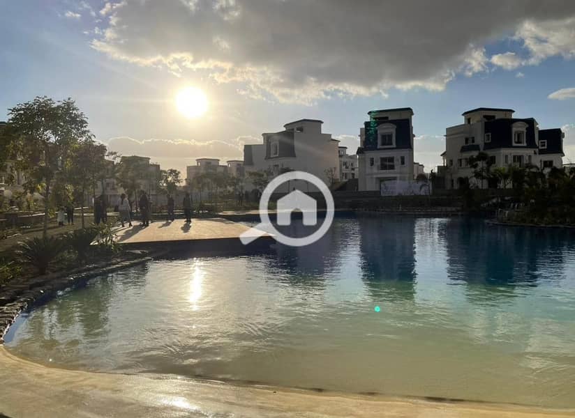 10 461315010_8386880964704949_4414343256616179417_n. jpg