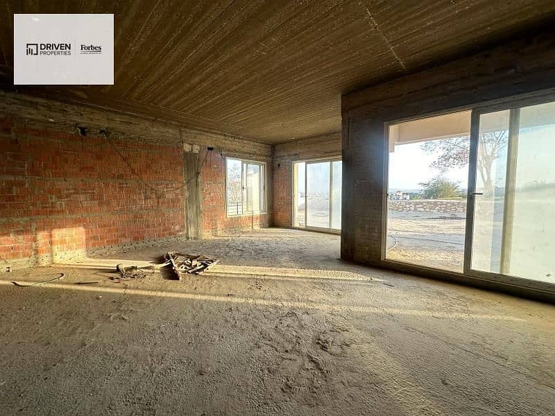 6 19a8c18c-ffb3-45d6-a8c9-1bdfb3f59bb0. jfif. jpg