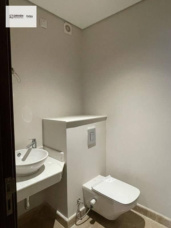 8 WhatsApp Image 2025-12-22 at 1.58. 21 PM (16). jpeg