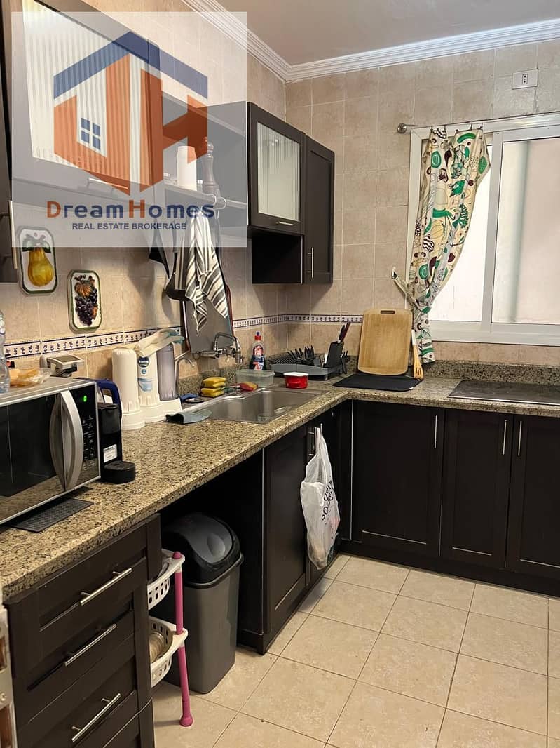 15 e77a2011-e883-4b8e-82a4-c2a87c09392b. jpg