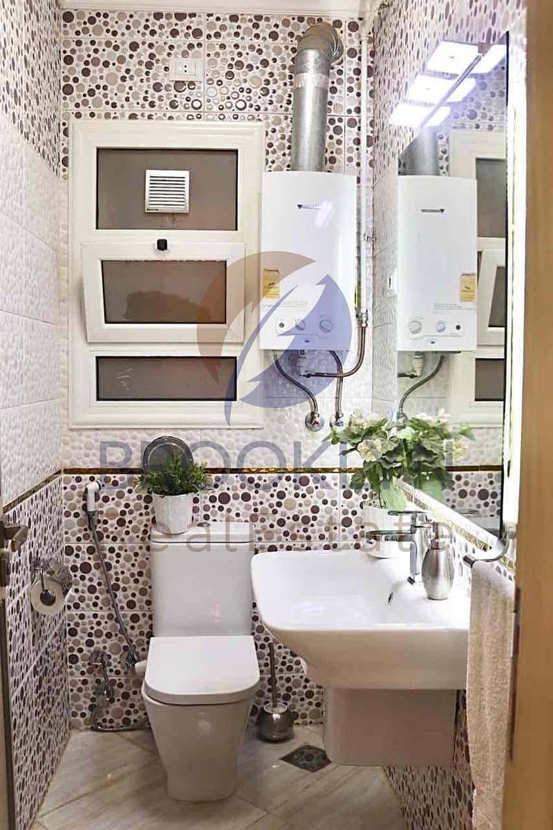 10 9f095b6b-f7dc-4919-b644-6e914f2c3963. jpg