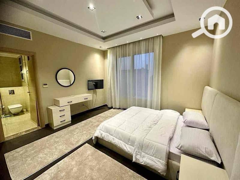 11 040c2e49-f309-441f-b27a-0f6edbb4c7ca. jpg