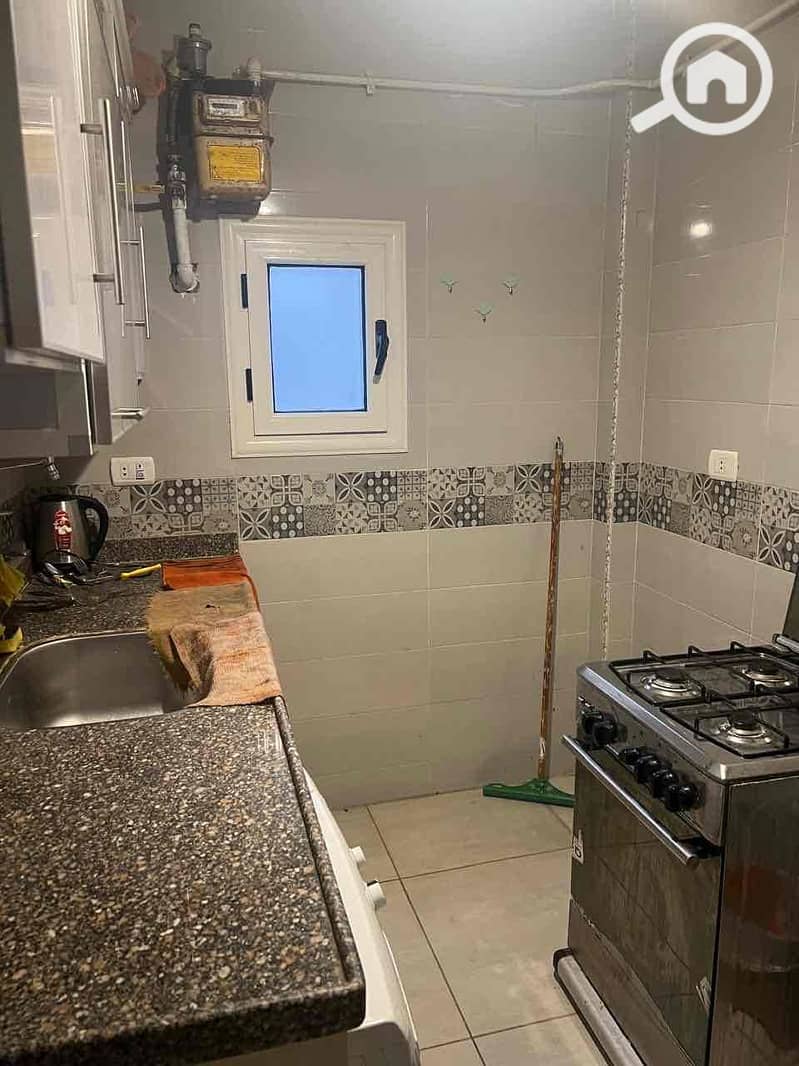 6 e2f0f5de-93f2-4ea0-a30f-084abc9e8a67. jpg