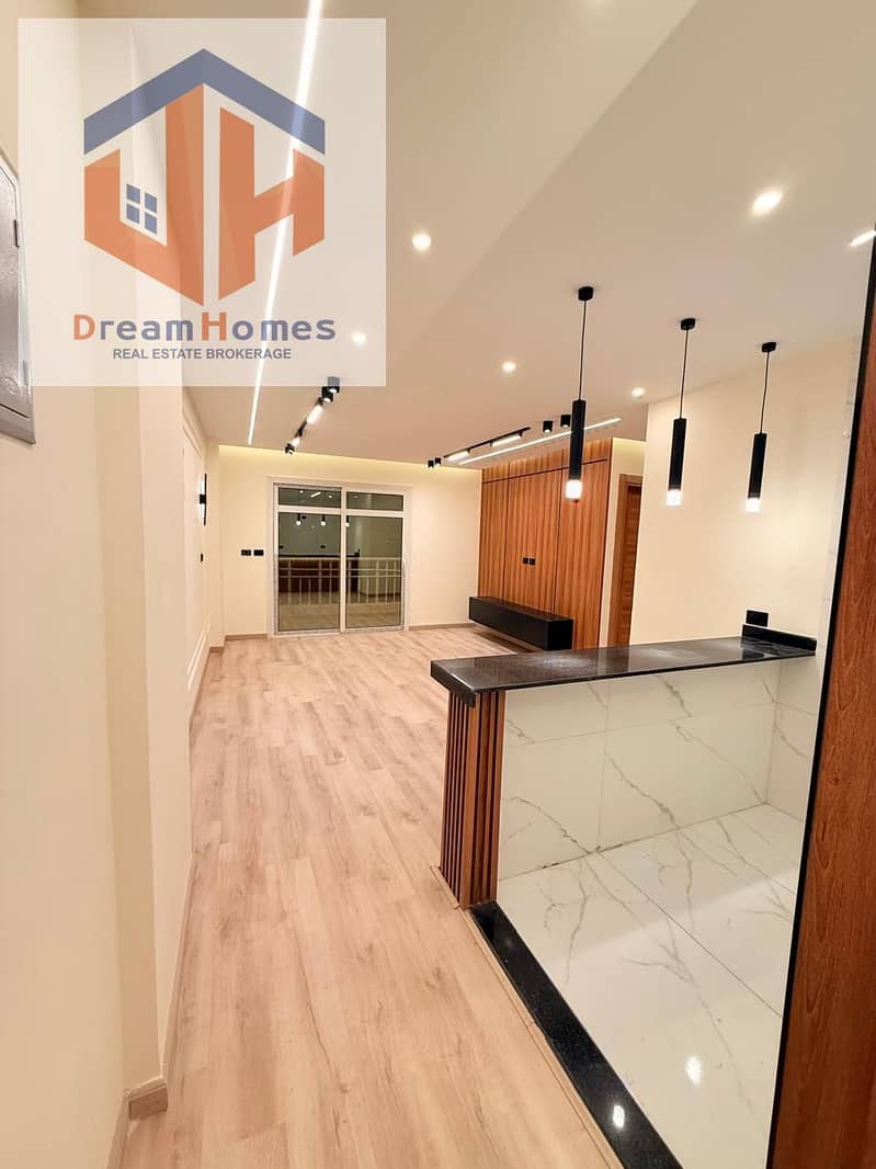 4 6611ff4d-8c24-4269-9067-c3539c117624. jpg